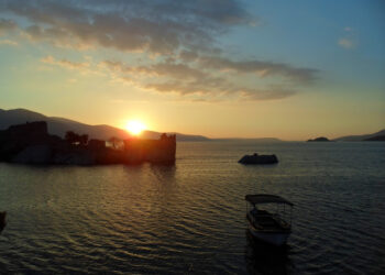 KIYIKIŞLACIK-KARPUZLU-KAPIKIRI TURU 07-12 KASIM 2017 (4-5-6 ncı gün Karpuzlu-Çukurköy-Latmos-Beşparmak Dağları-Bafa Gölü-Kapıkırı-Herakleia-Söke-Güzelçamlı-Kuşadası-Selçuk)