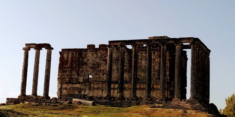 ESKİŞEHİR İZMİR TURU 01-07 EKİM 2021  ( 2  ve 3 ncü Gün Sabuncupınar-Frig Vadisi-Kütahya-Çavdarhisar-Aizanoi Antik Kenti-Emet-Hisarcık)