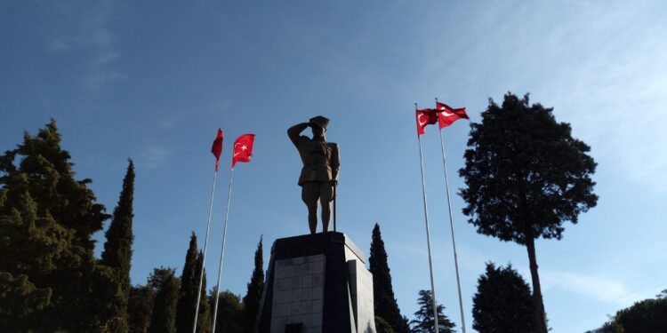 ESKİŞEHİR İZMİR TURU 01-07 EKİM 2021 ( 6 ve 7 nci  Gün  Kula-Salihli-Ahmetli-Turgutlu-Bağyurdu-Armutlu-Kemalpaşa Orman Kampı-Kemalpaşa-İzmir)