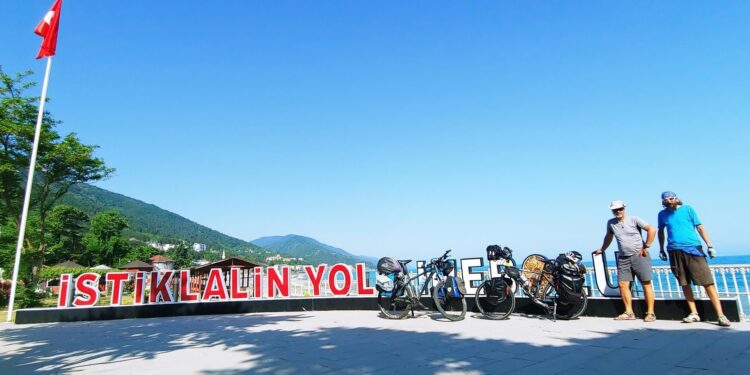 İSTİKLAL YOLU 13-19 HAZİRAN 2022  (2 ve 3 ncü Gün İnebolu-İstiklal Yolu-Taşoluk-Yolüstü-Ersizlerdere-Küre-Ecevit Hanı-Seydiler)