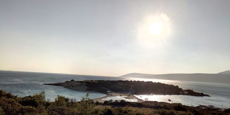 KARABURUN TURU 19-24 ARALIK 2022  ( 1 ve 2 nci Gün İzmir-Bademler-Kuşçular-Demircili Yarımadası-Yağcılar-Tatar Köprüsü-Alaçatı-Ovacık)