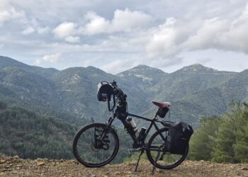 İZMİR’İN DAĞLARI  (Altınvadi-Behzattepe-Balçova Vadisi)